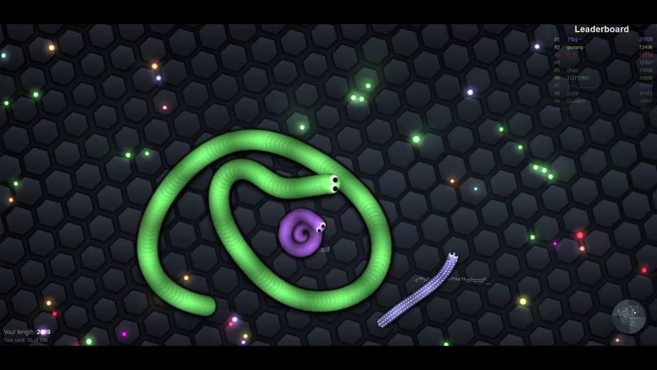 Slither Io Gameplay Trying To Be The Best Snake In Slitherville