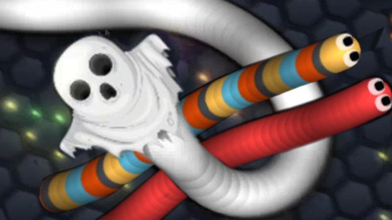 GHOST SUPER SKIN IN SLITHER.IO